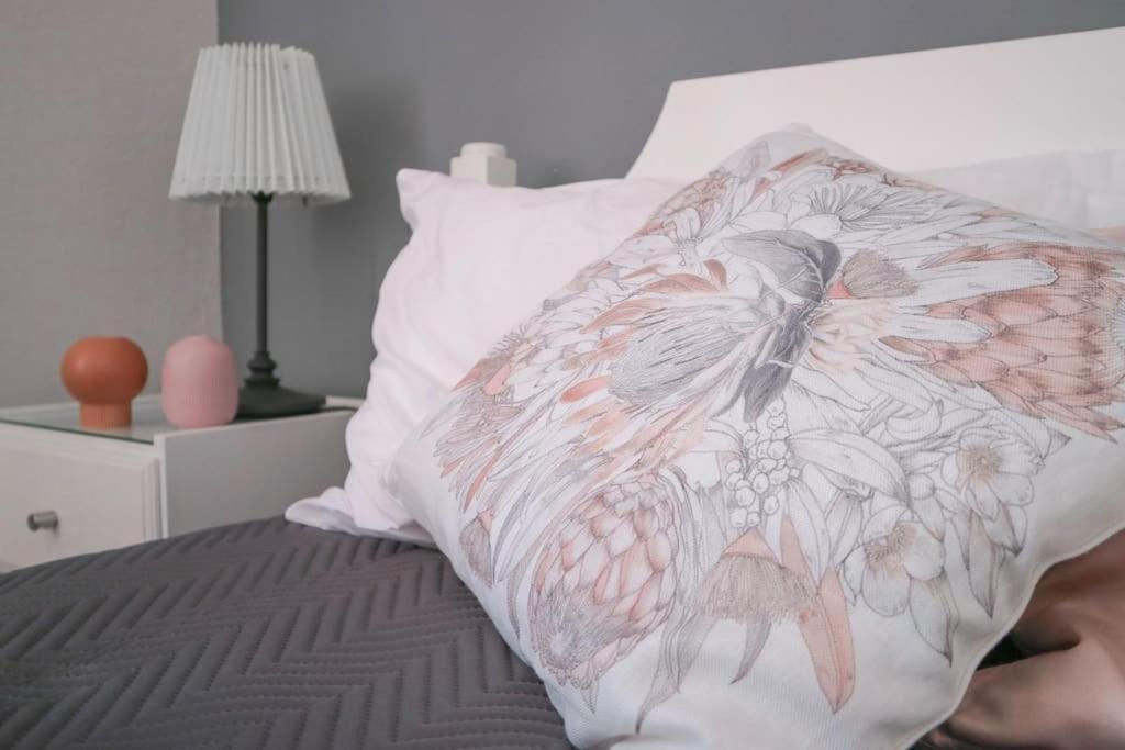 Beautiful And Cozy Flat Close To Beach And Center ラゴス エクステリア 写真